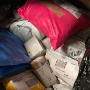 Neisporučeni paketi Royal Mail – puni kavez — referentna fotografija s Buyers Huba