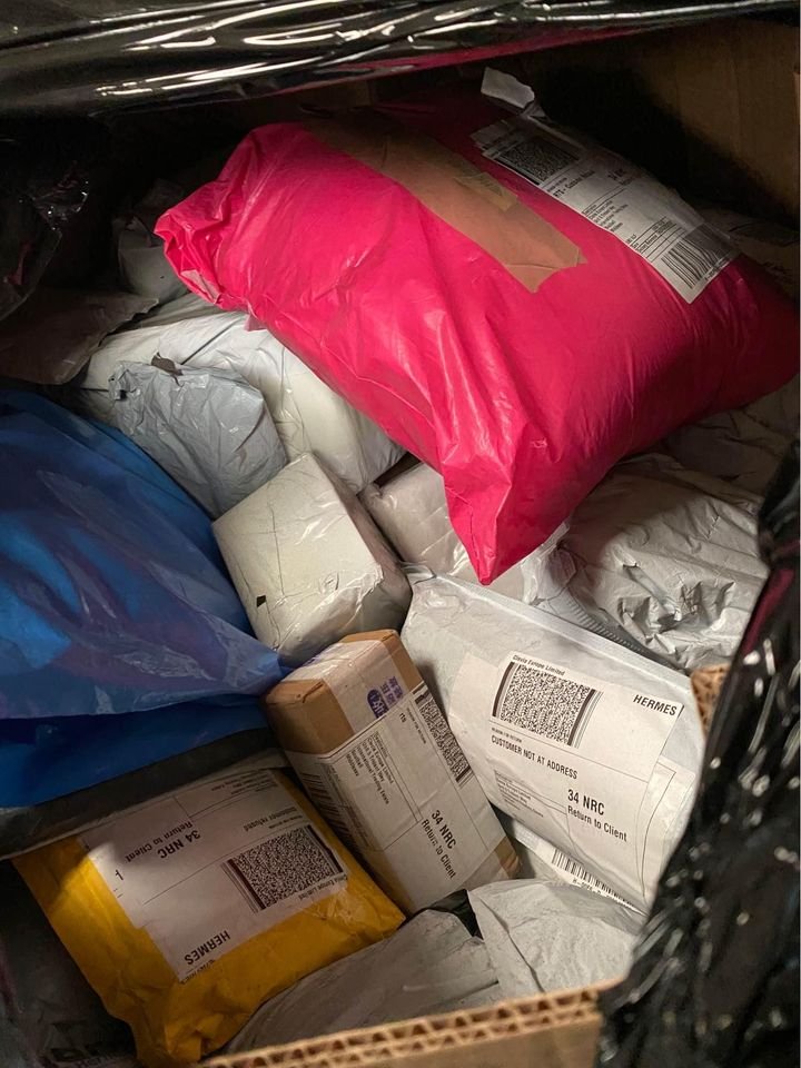 Neisporučeni paketi Royal Mail – puni kavez — referentna fotografija s Buyers Huba