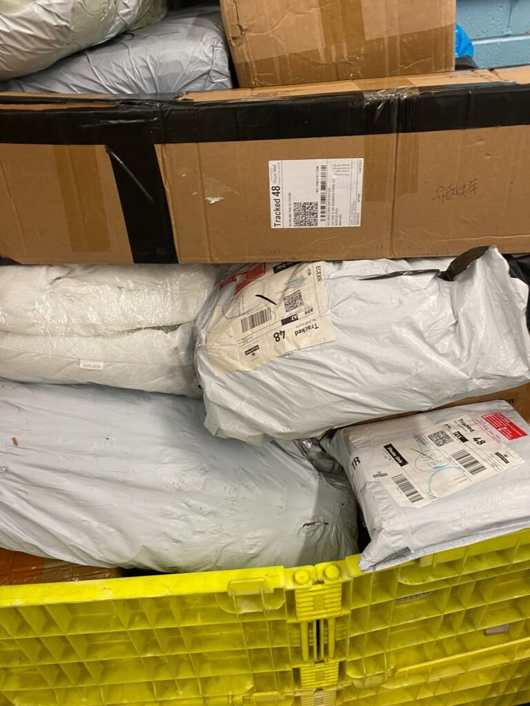 Neisporučeni paketi Royal Mail – puni kavez — referentna fotografija s Buyers Huba